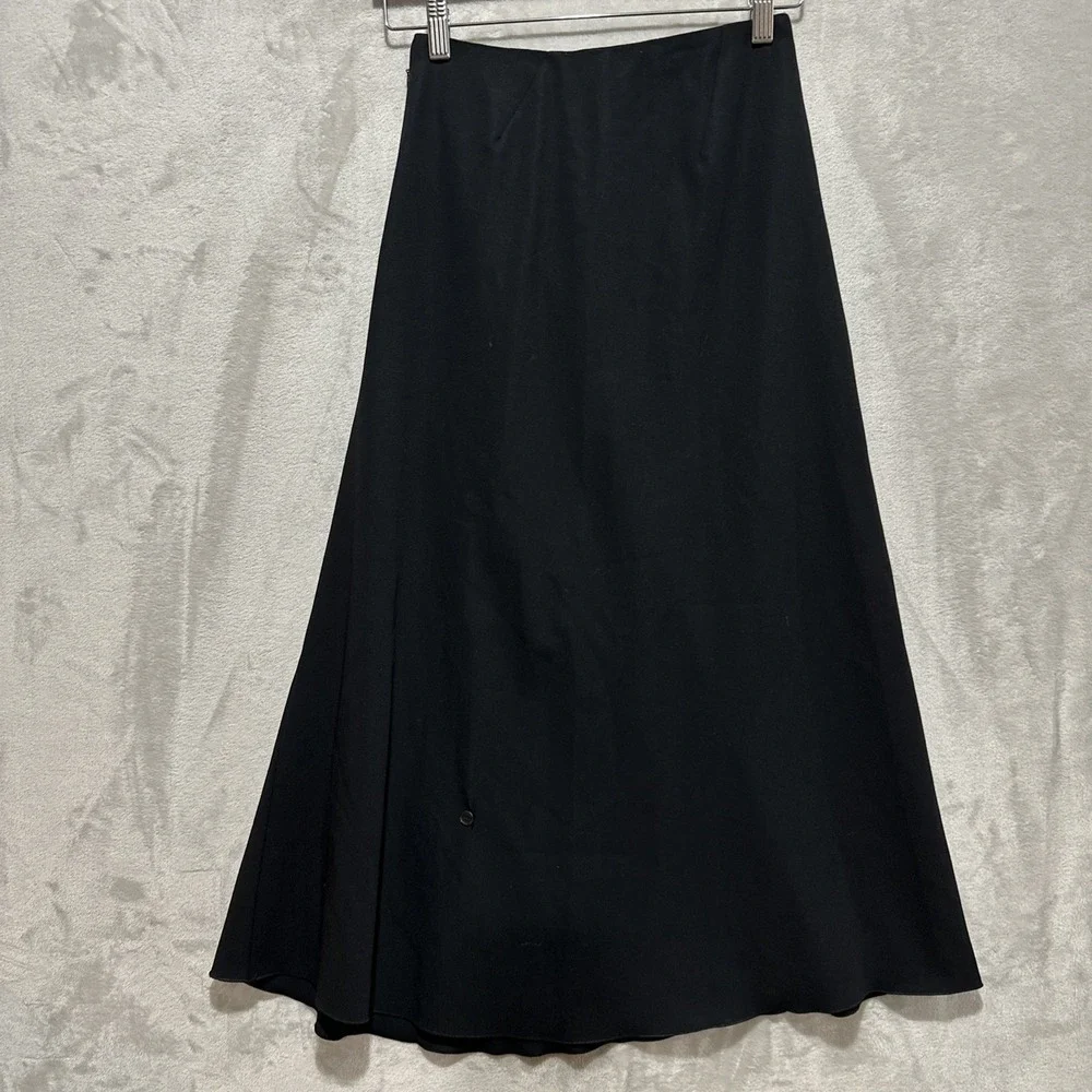 Chanel Women's 24 Black A-Line Textured Skirt Side Zip Made‎ In France Button